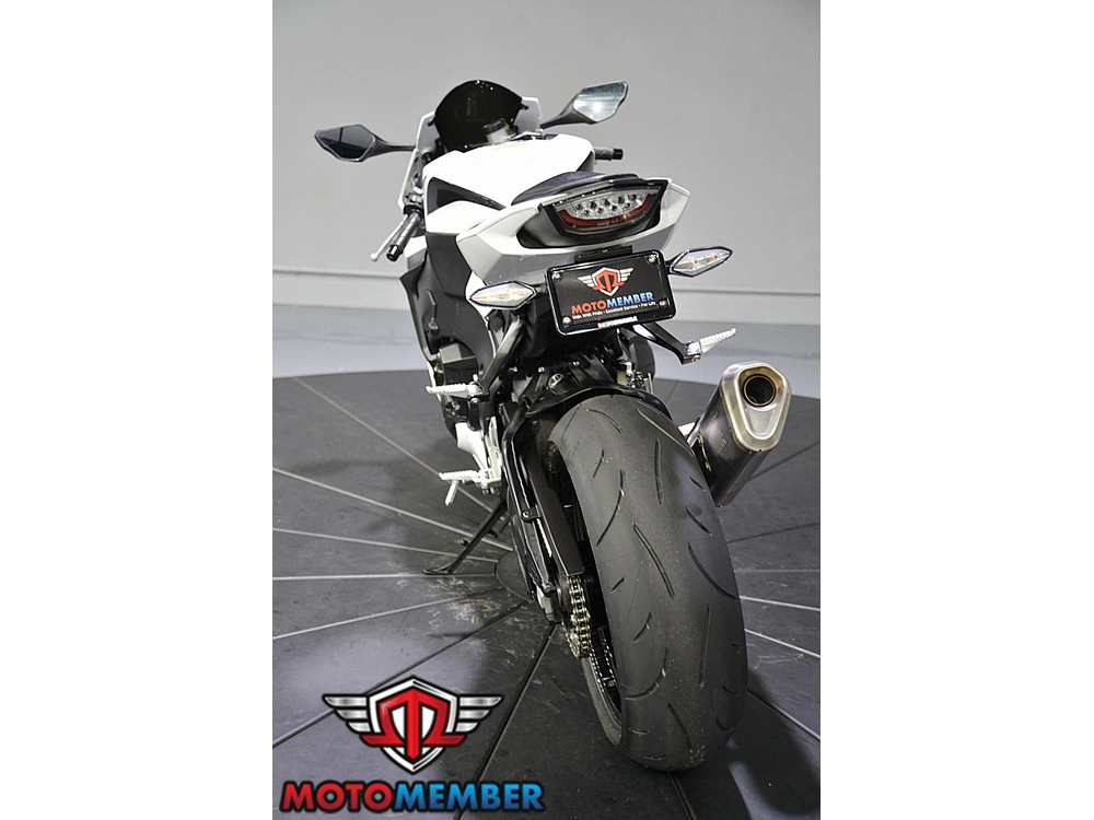 2025 Honda Cbr1000rr alt