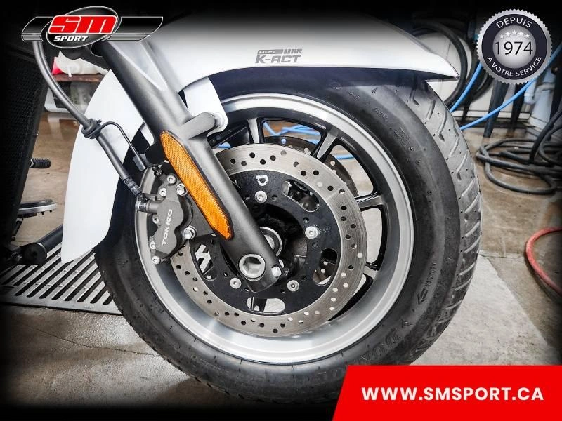 Kawasaki Vulcan 1700 Nomad 2014 alt
