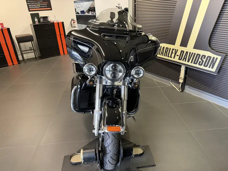 2017 Harley-Davidson ELECTRA GLIDE ULTRA LIMITED FLHTK