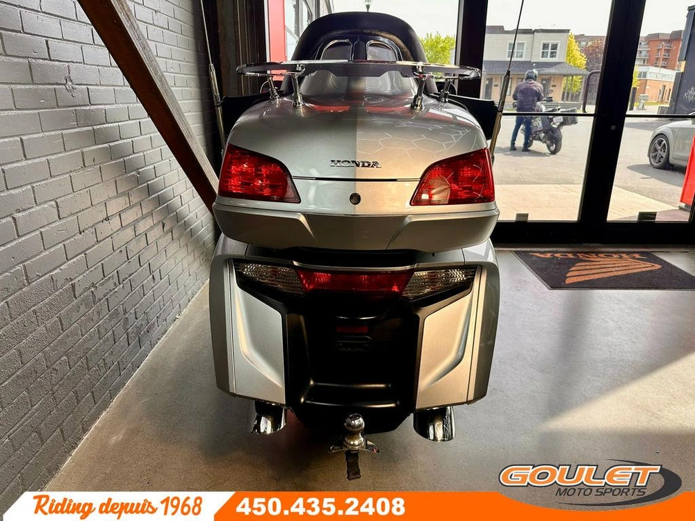 Honda Gl 1800 Airbag 2013 alt