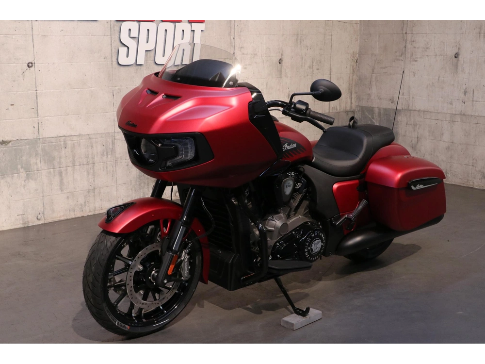 Indian Motorcycle Challenger Dark Horse 2026 alt