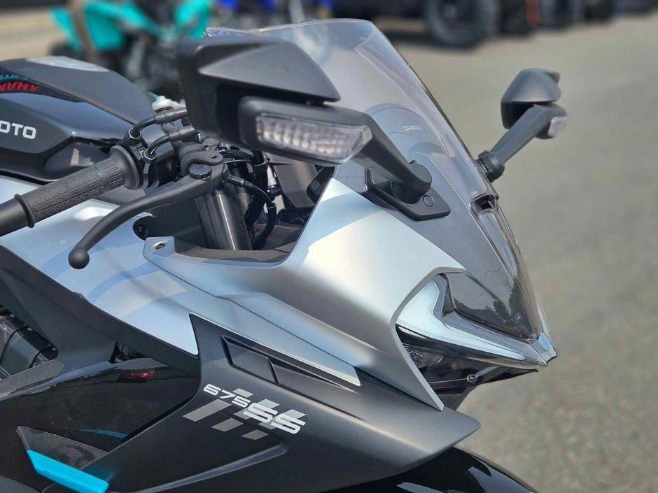 2026 Cfmoto 675ss alt