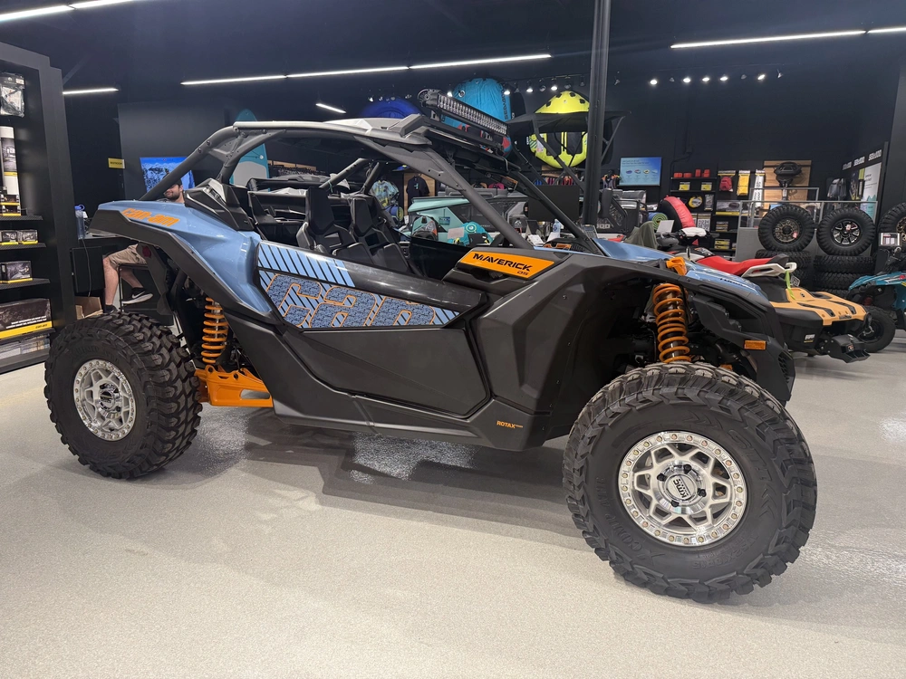 2026 Can-am Showtime Maverick Ds Turbo R 9dtc alt