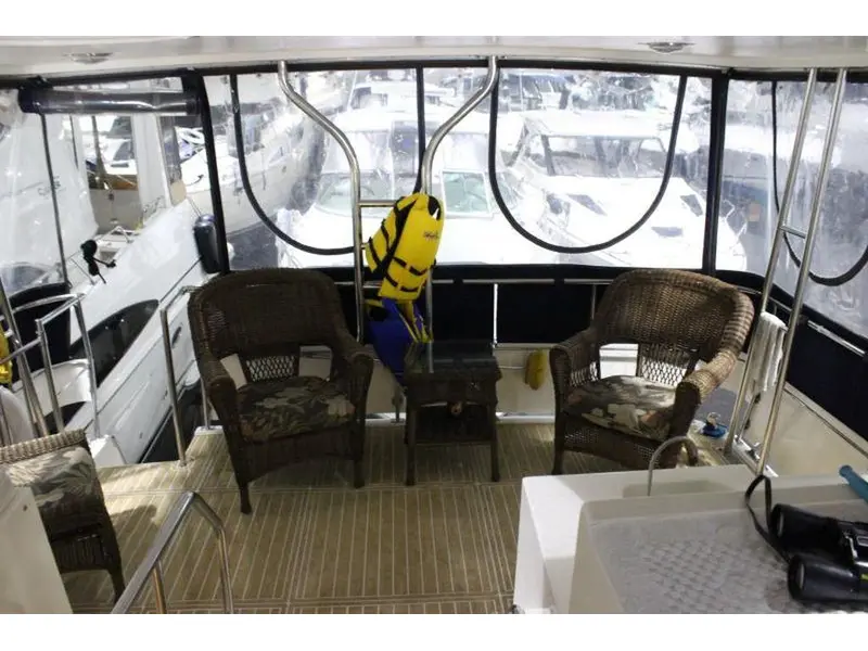 1993 Cruisers Yachts 3850