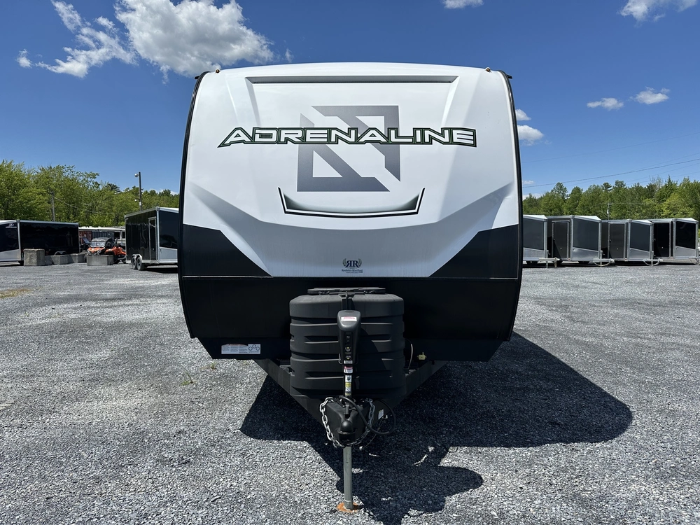 2024 Coachmen Adrenaline 27kb alt