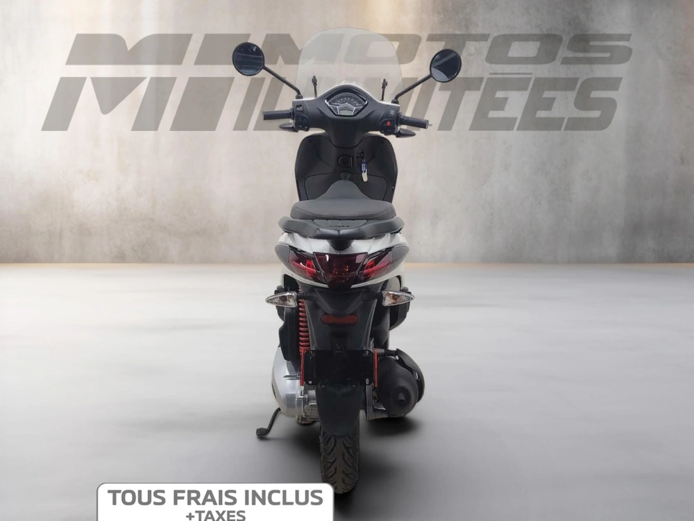 2022 Piaggio Liberty 150 S alt