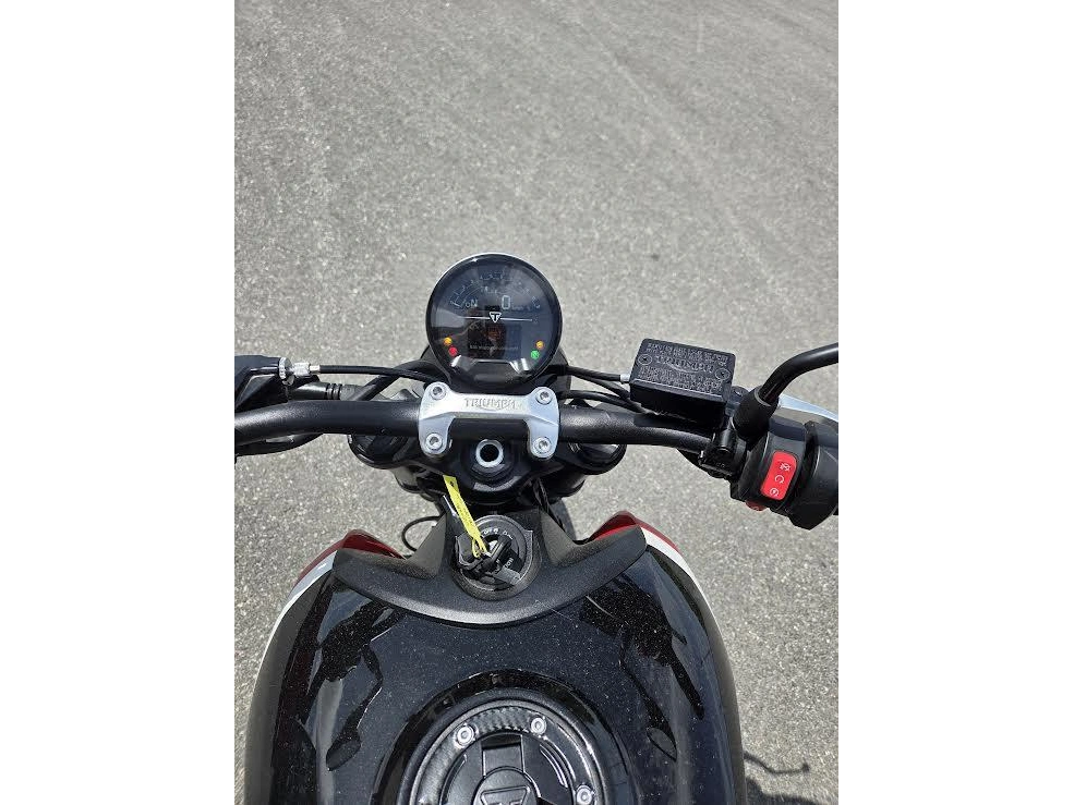 Triumph Trident 660 2025 alt