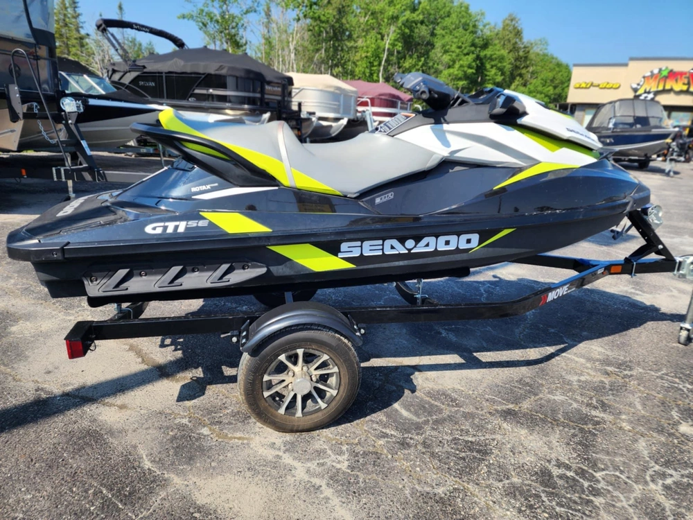 2017 Sea-doo 24ha alt
