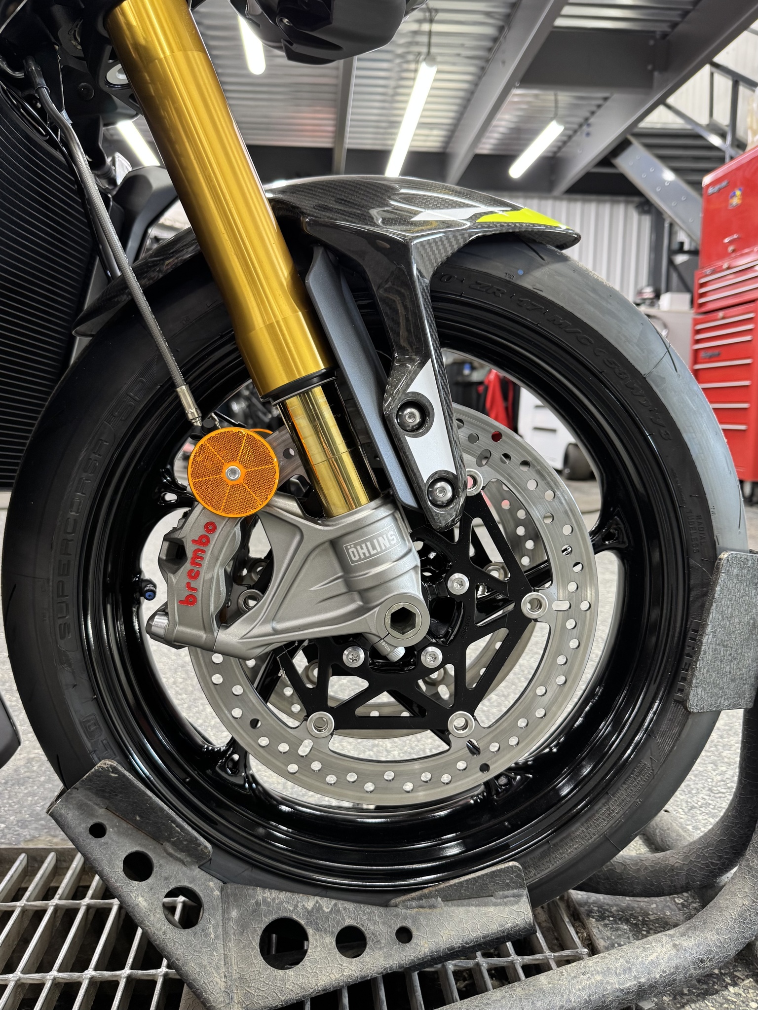 2026 Triumph STREET TRIPLE 765 MO thumbnail 17