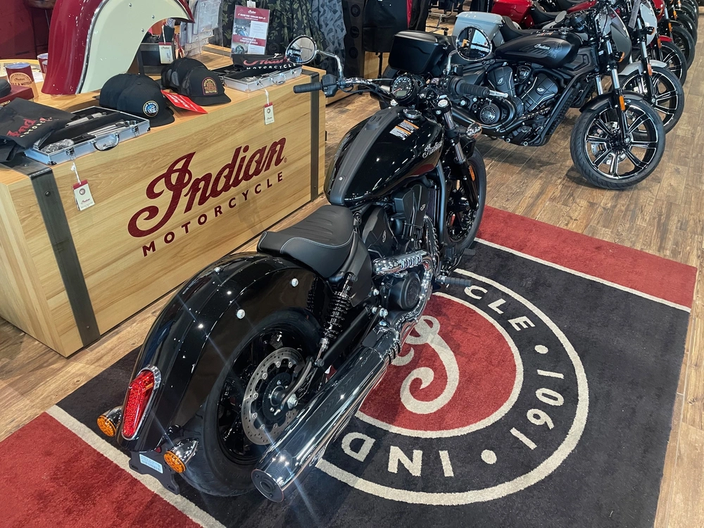 2026 Indian Motorcycle Scout Sixty Classic - Black Metallic alt