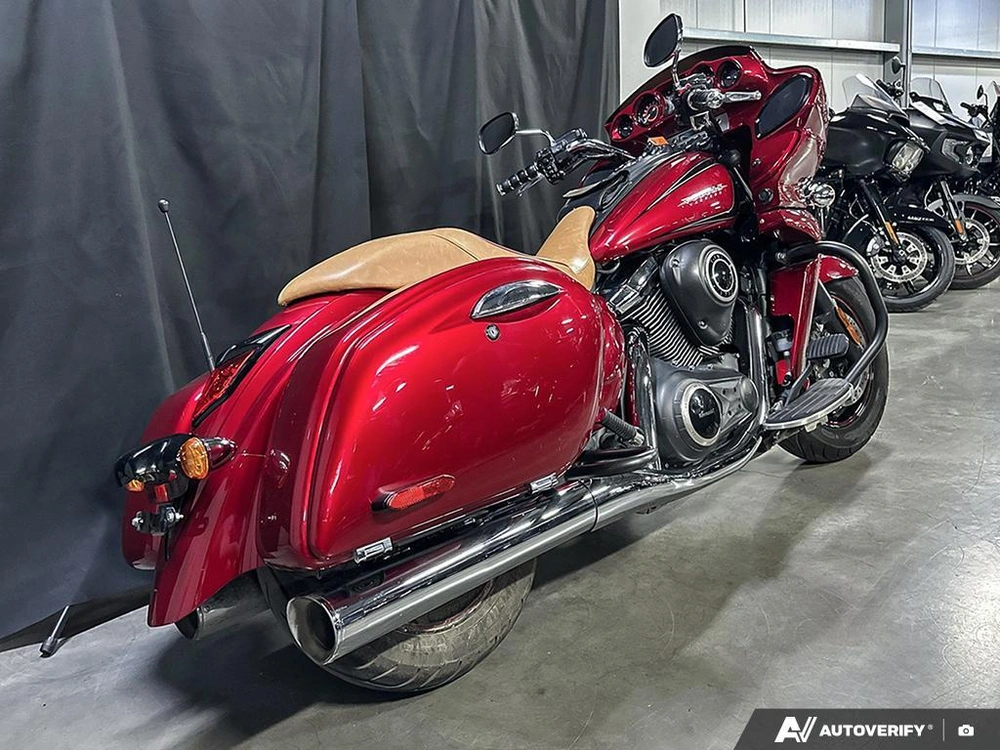 2017 Kawasaki Vn1700b alt