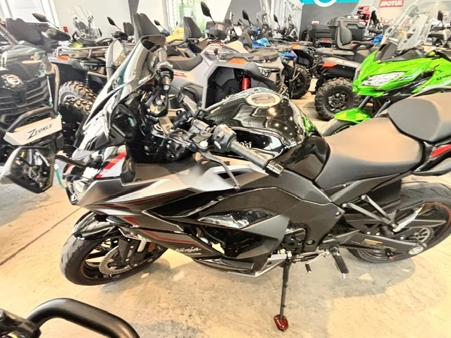 Kawasaki Ninja 1000 Sx Ninja 1000 Ninja1000 Zx1000 Zx Bas Km Impeccable 2024 alt