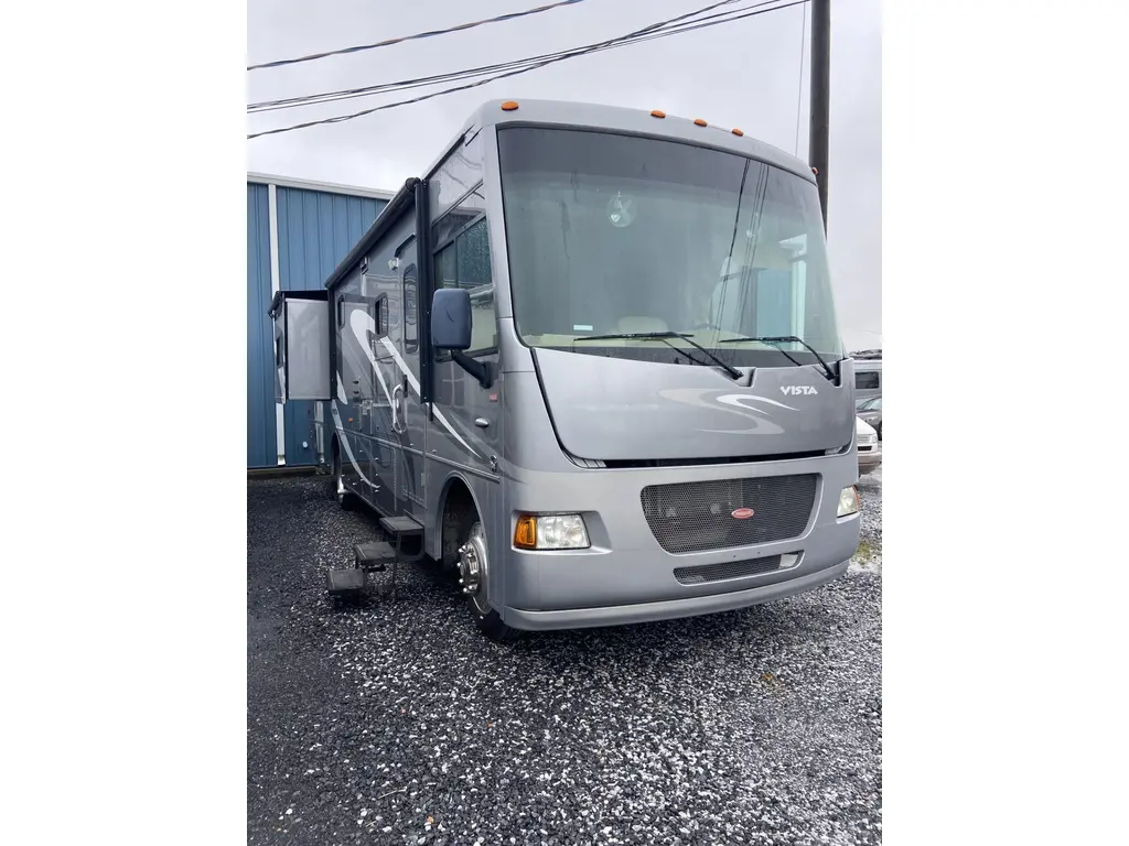 WINNEBAGO VISTA 35F