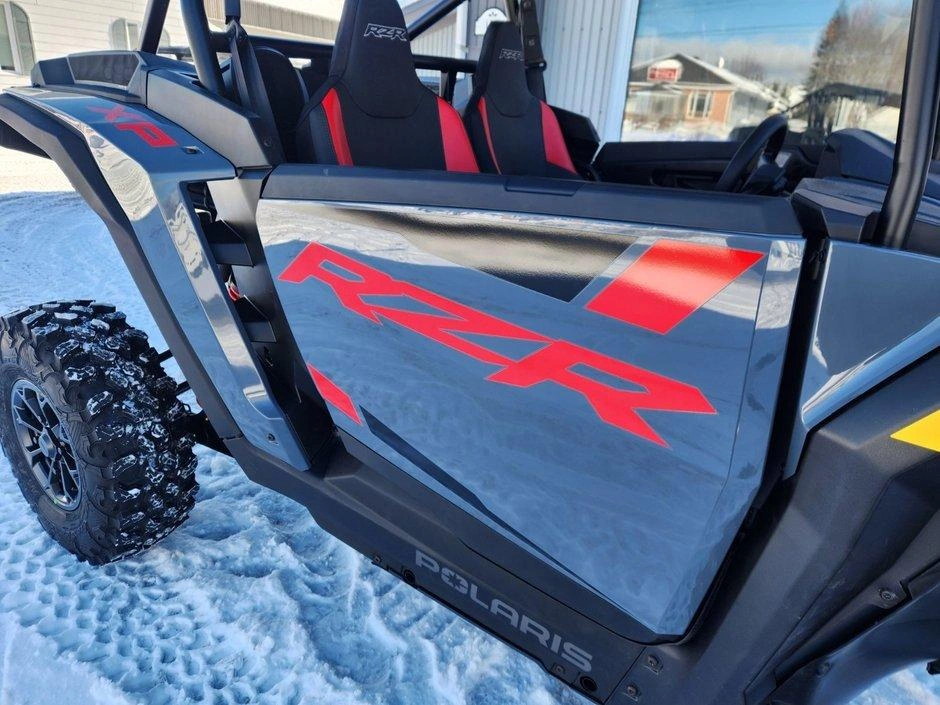 Polaris Rzr Xp 1000 Ultimate Stealth Gray 2026 alt