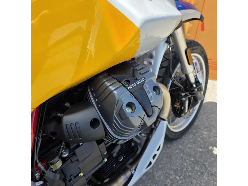 Moto Guzzi V85 TT 2027