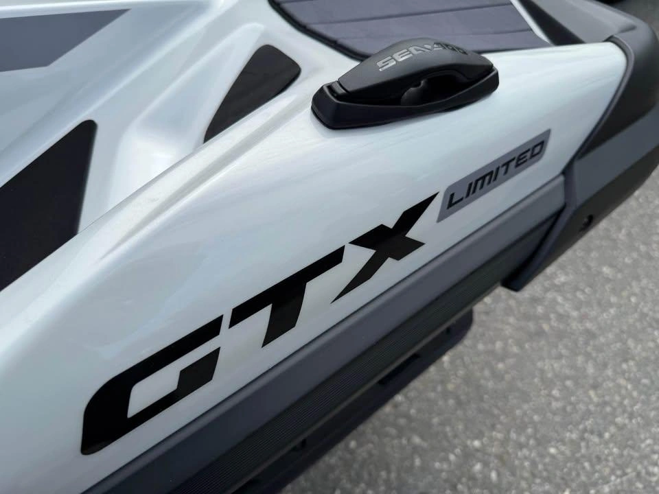 2026 Sea-doo Gtx Limited 325 (sound System) alt