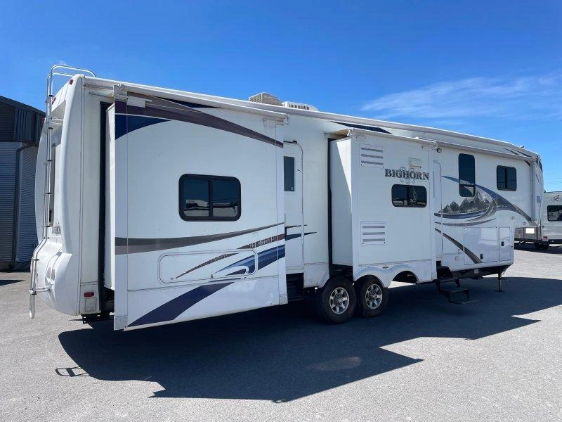 Heartland Big Horn 3800bh 2011 alt