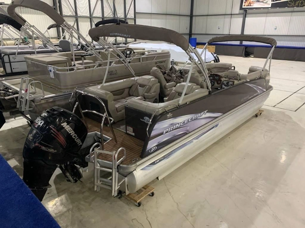 2013 Princecraft Vogue 25 alt