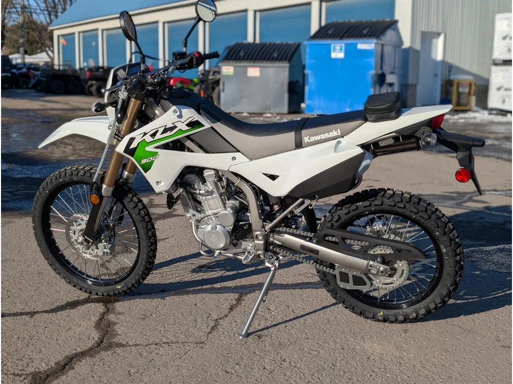2026 Kawasaki Klx300 Semi Blanc | ⚡ Équivalent Dr-z400s & Honda Xr300 ⚡ | alt