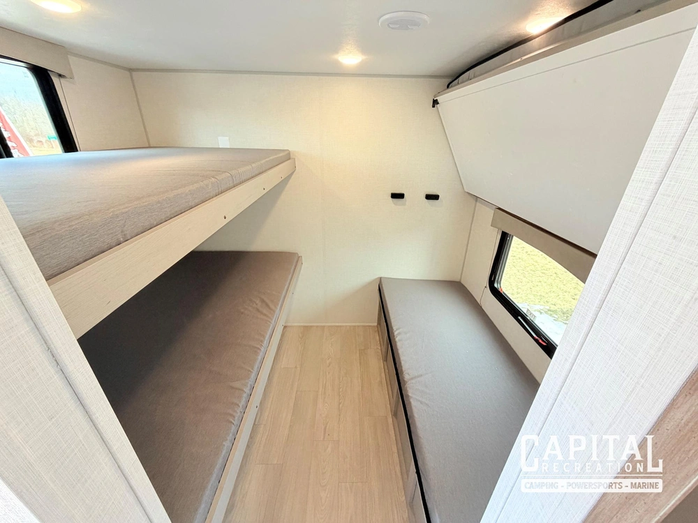 2026 Coachmen Clipper 292tb alt