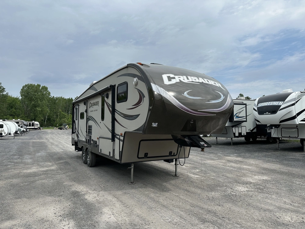 Prime Time Crusader 260rld 2014 alt