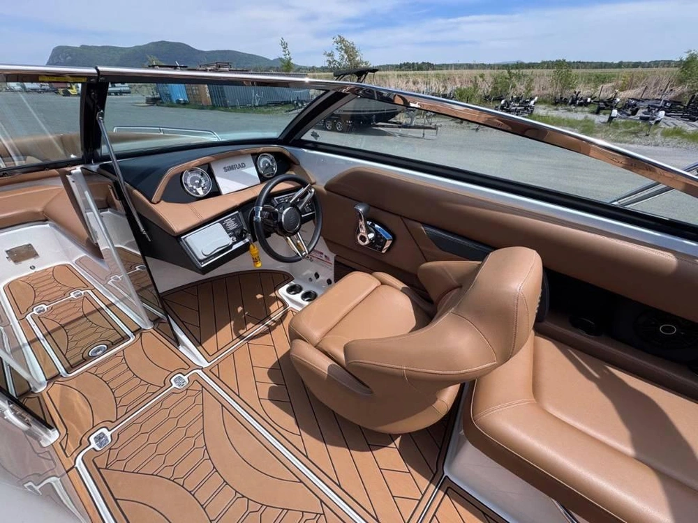 Four Winns Hd5 Mercruiser 6.2l / Bravo 3 2024 alt