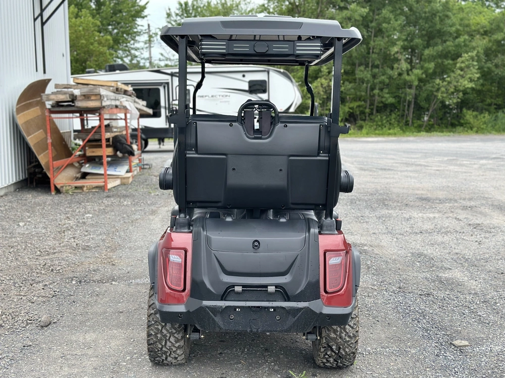 X-plod Mavrick 4 + 2025 alt