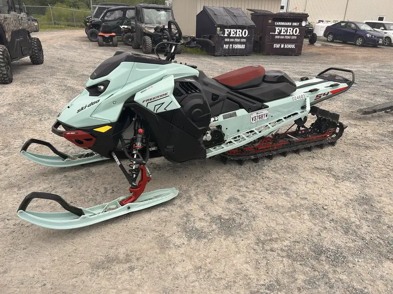 Ski-Doo Free Ride 850 Turbo 2024