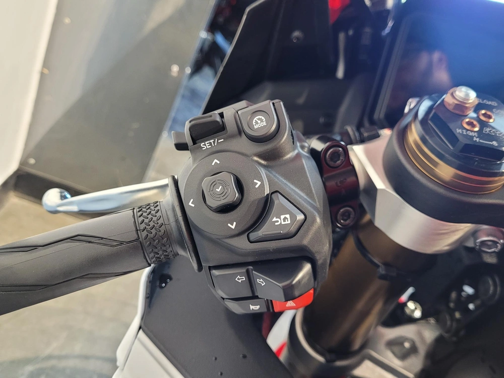 2026 Yamaha Yzf-r9 70e Anniversaire *à Partir De 3.99%💳 alt