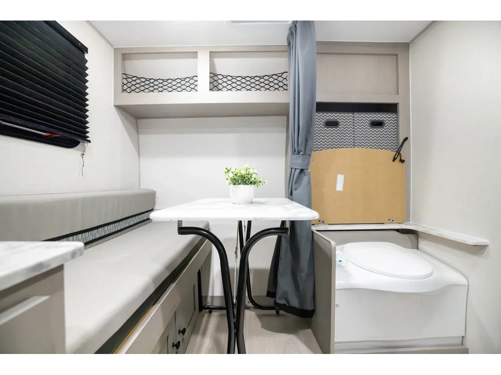 2026 Coachmen Clipper 12000rok alt