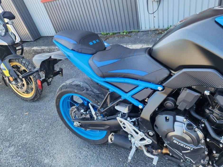 Suzuki Gsx-8s 2023 alt