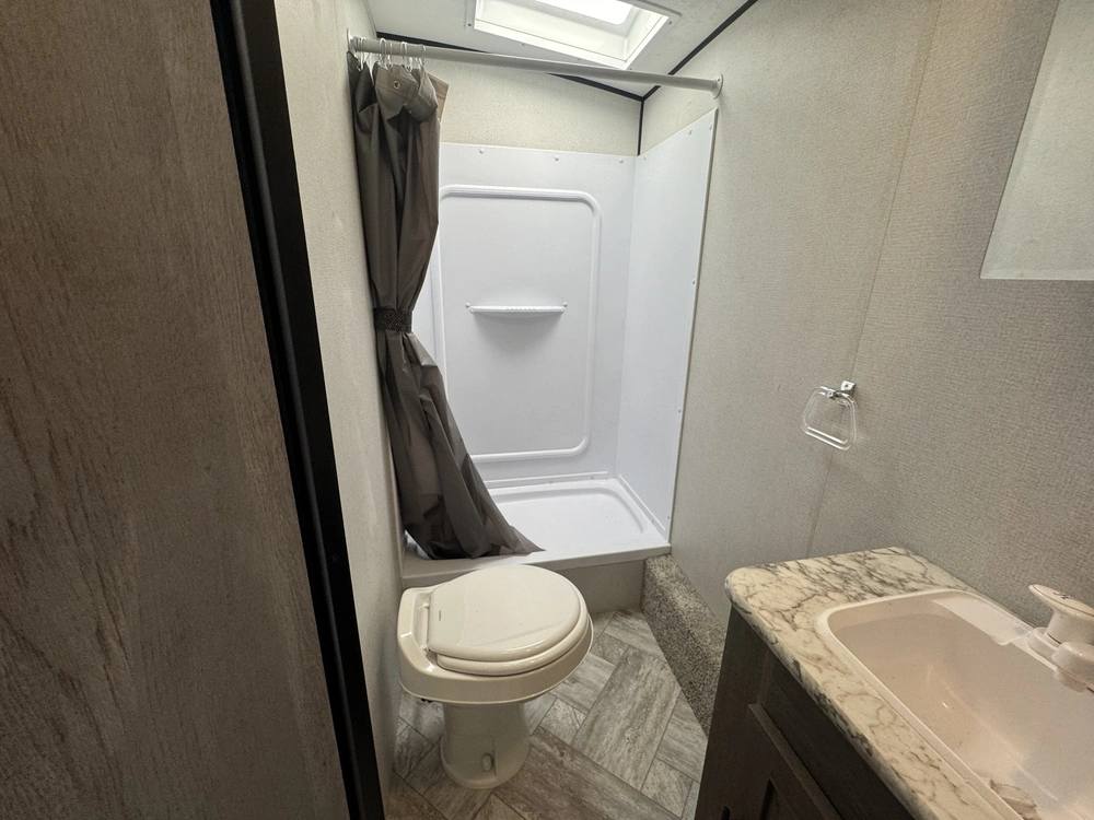2021 Keystone Rv Springdale (tt) 295bh alt