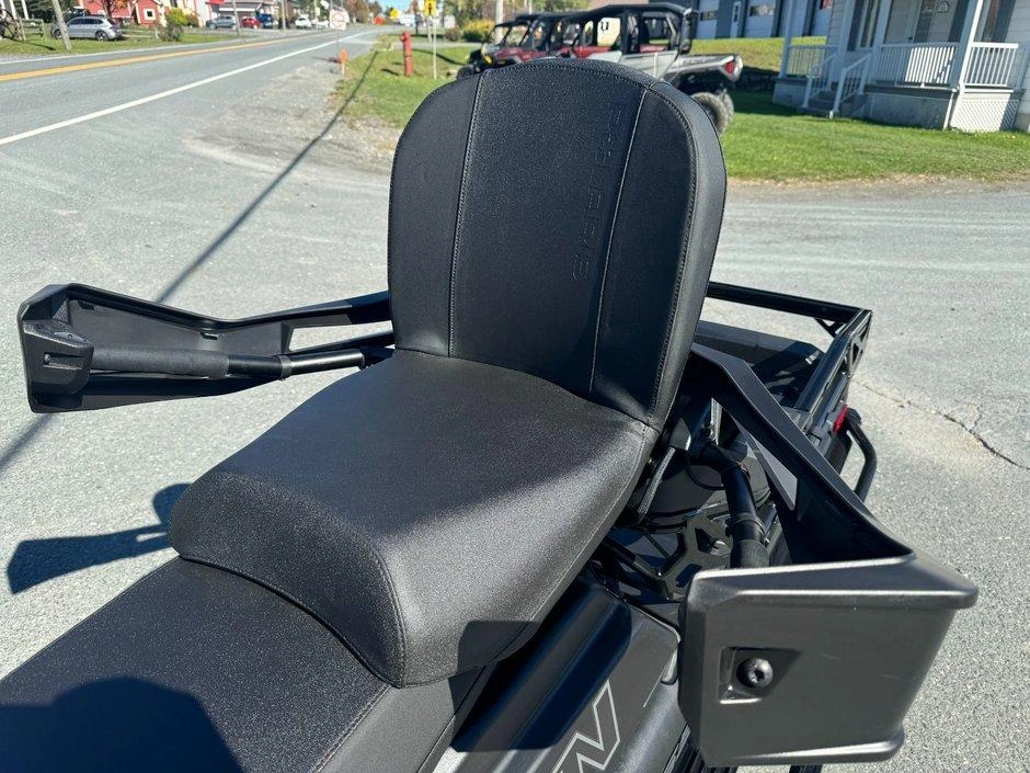 Polaris 650 Titan Adventure 155 Chenille 20x155x1.5 Écran 7s 2025 alt