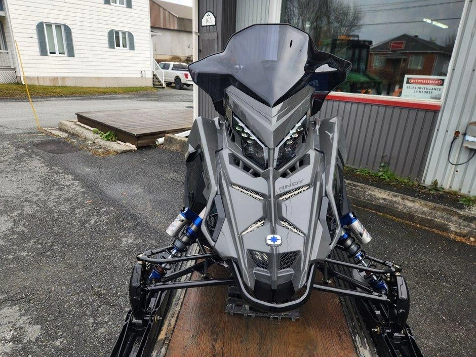 Polaris 650 Indy Vr1 137 2025 alt