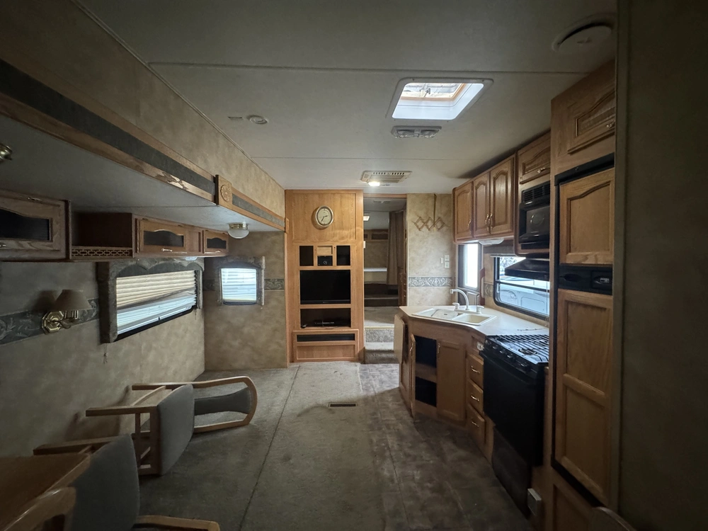 2005 Keystone Rv Laredo (fw) 29bh alt