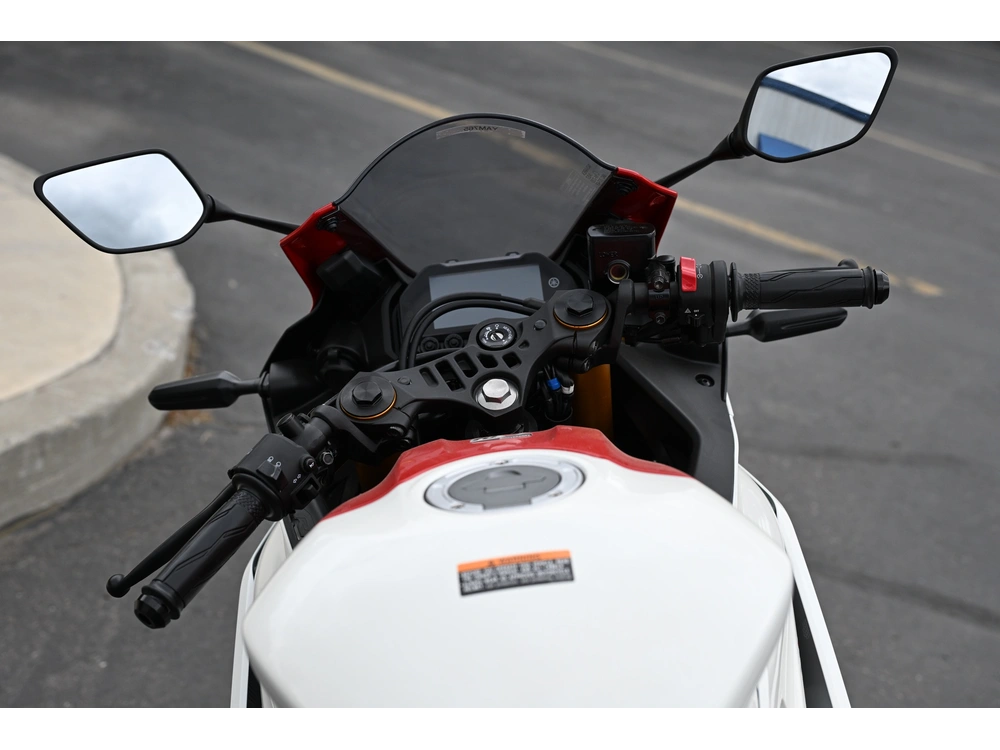 2026 Yamaha Yzf-r3 Abs 70th Anniversary Edition alt
