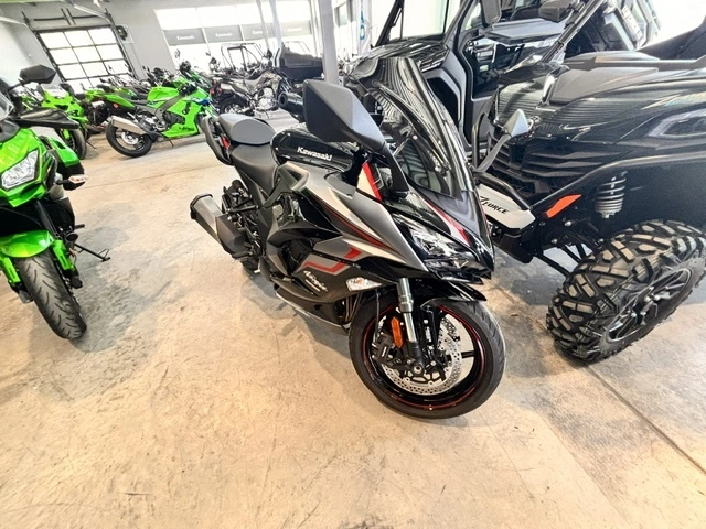 Kawasaki Ninja 1000 Sx Ninja 1000 Ninja1000 Zx1000 Zx Bas Km Impeccable 2024 alt
