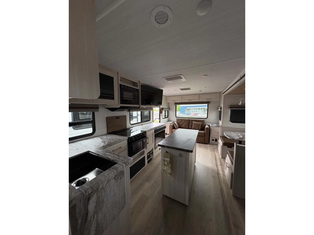 Forest River Surveyor 253 Rls 2024 alt