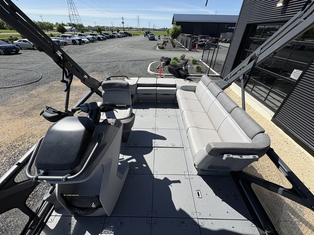 2024 Sea-doo Switch Sport 21 230 Painted alt