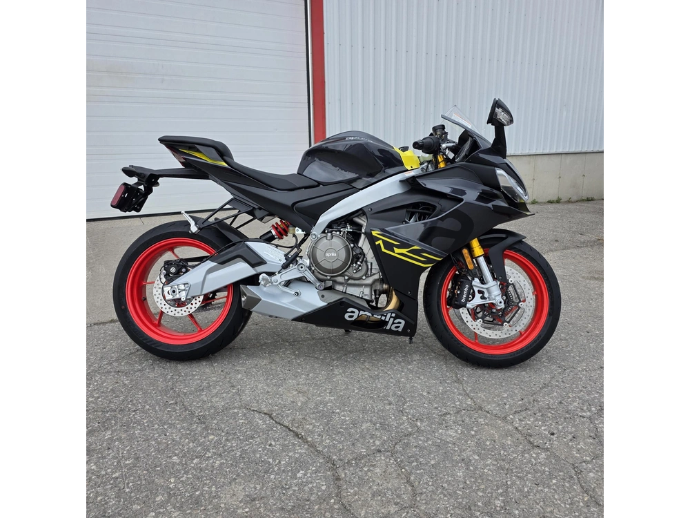 2026 Aprilia Rs 660 alt
