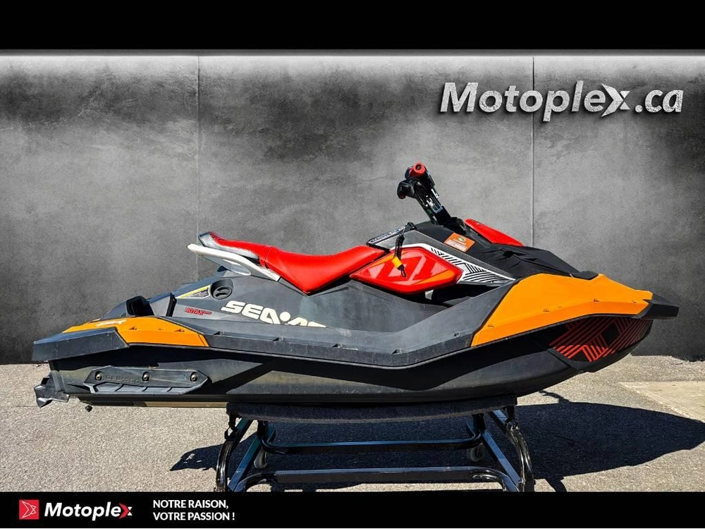 Sea-doo Spark Trixx 2up 2019 alt