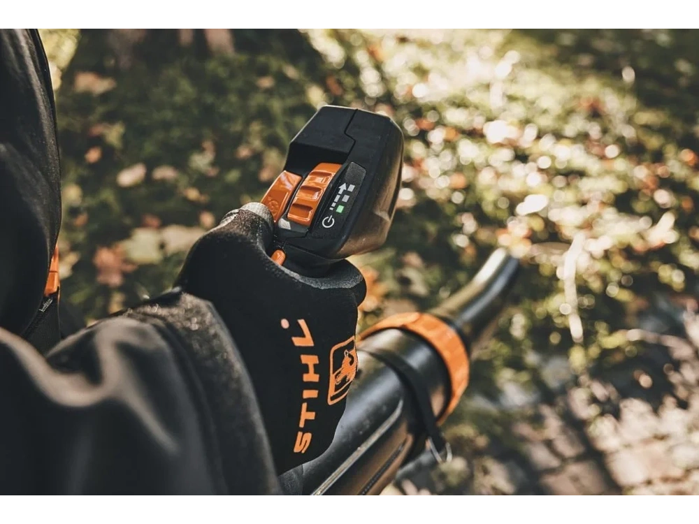 2026 Stihl Bga 300 alt