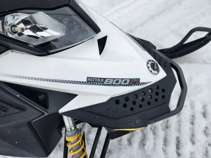 Ski-Doo MXZ TNT 800 R 2011