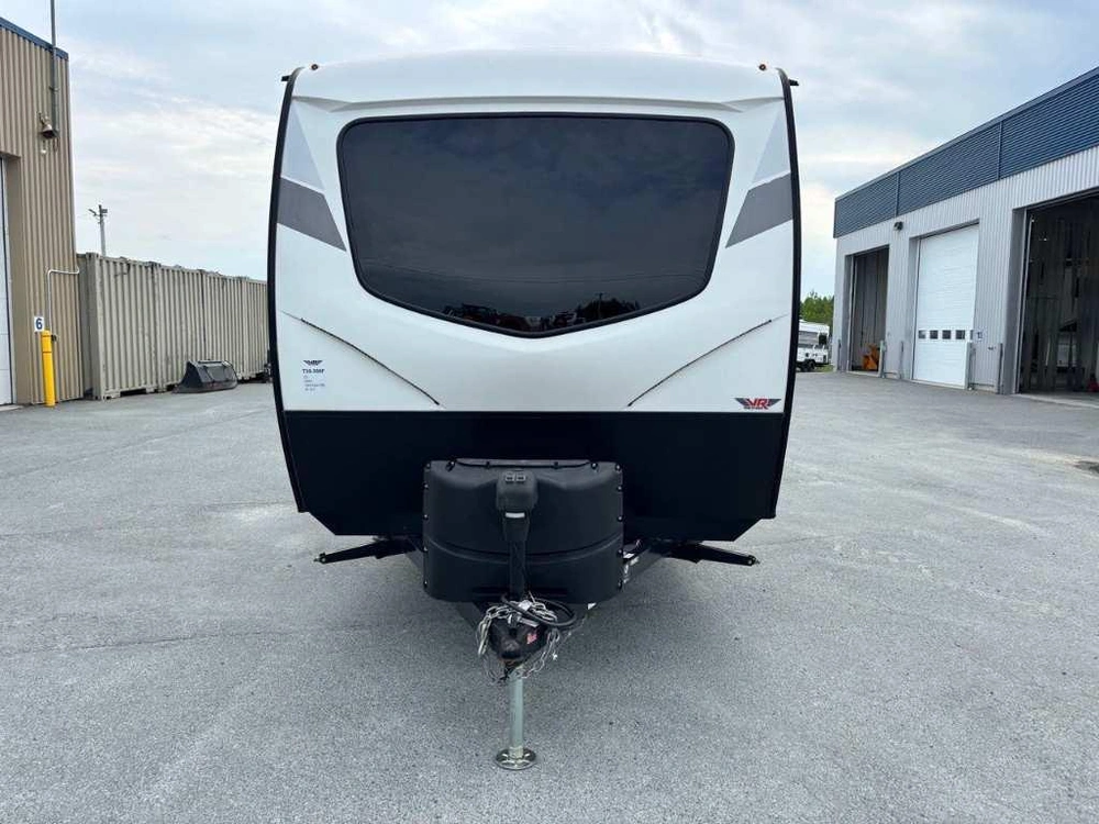 Dutchmen Coleman Rubicon 1628bh 2022 alt