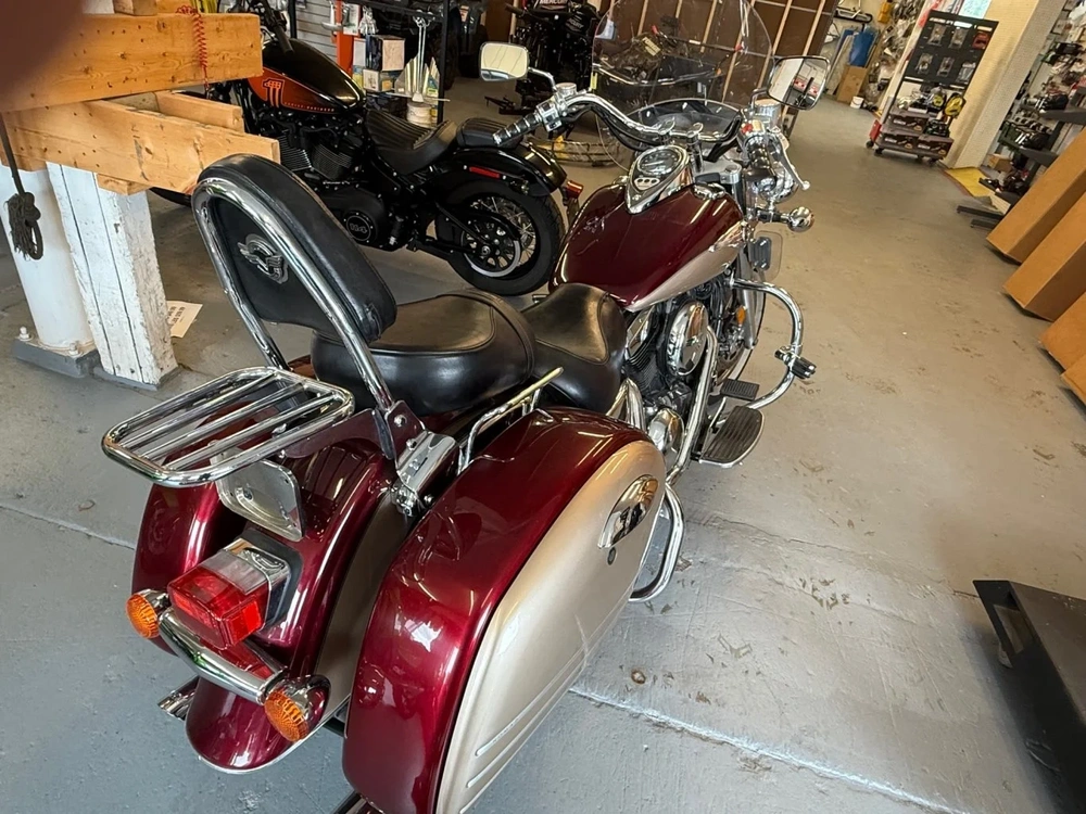2003 Kawasaki Vulcan 1500 Nomad alt