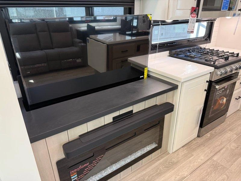 Jayco Pinnacle 32rlts 2027 alt