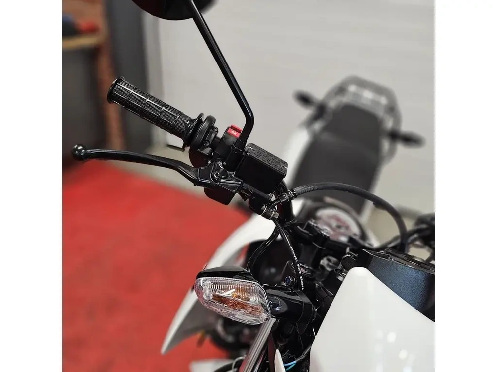 2026 Honda Xr150l alt
