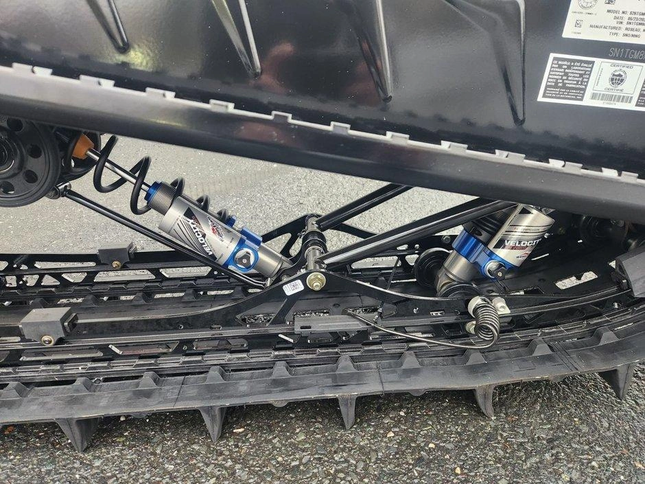 Polaris 850 Pro Rmk 165 2026 alt