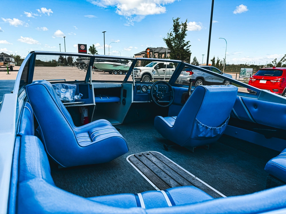 1999 K & C Cobra 2 18' Ski Boat alt