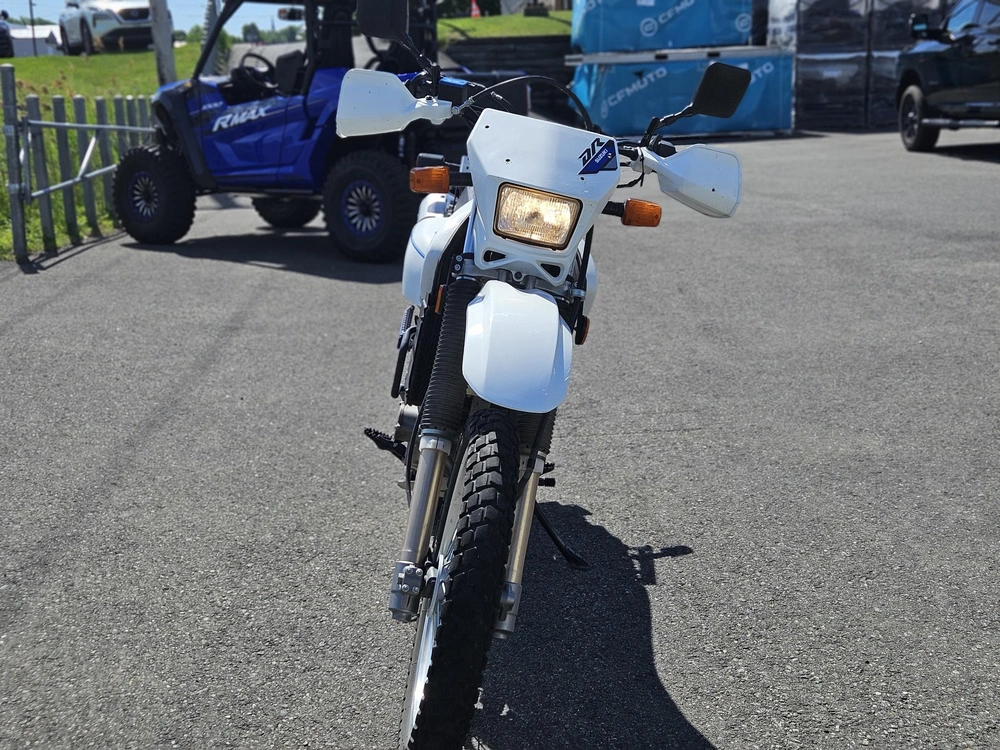 Suzuki Dr-z 650 2021 alt